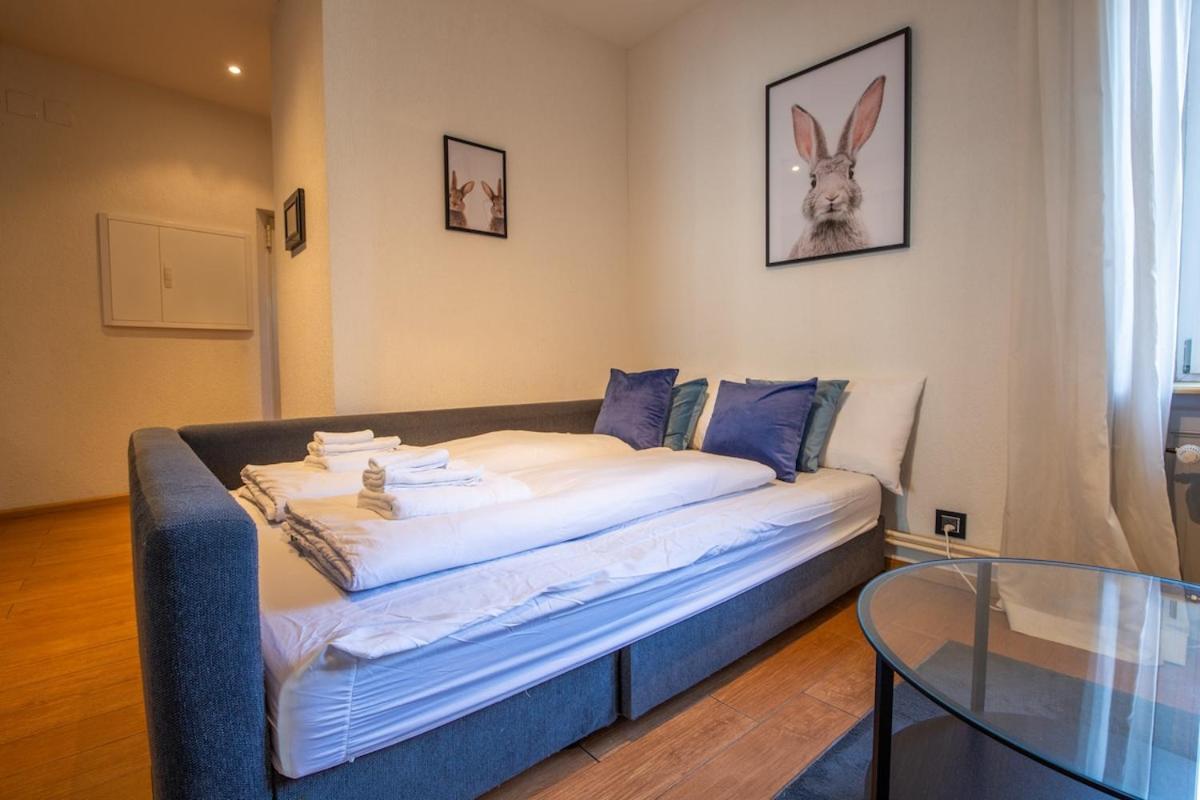 Special Roger F Rabbit 2 Apartment, Roche Towers, 10-star *