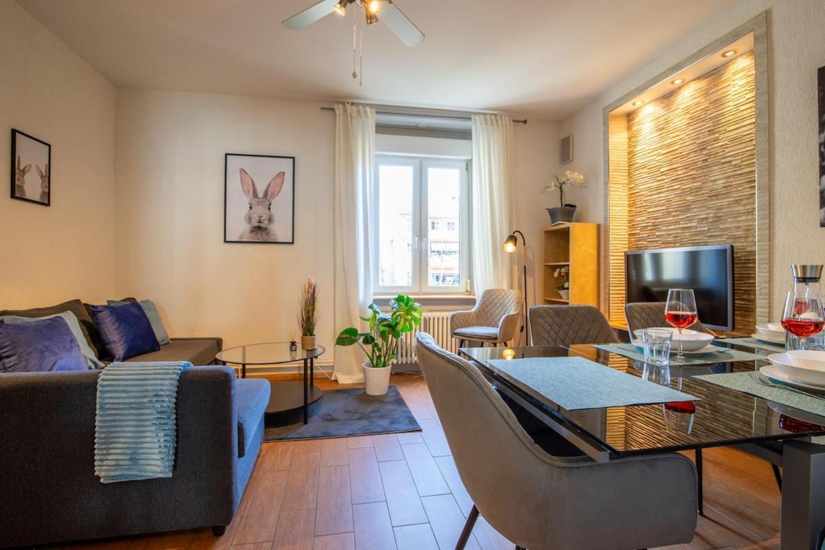 Special Roger F Rabbit 2 Apartment, Roche Towers, 10-star